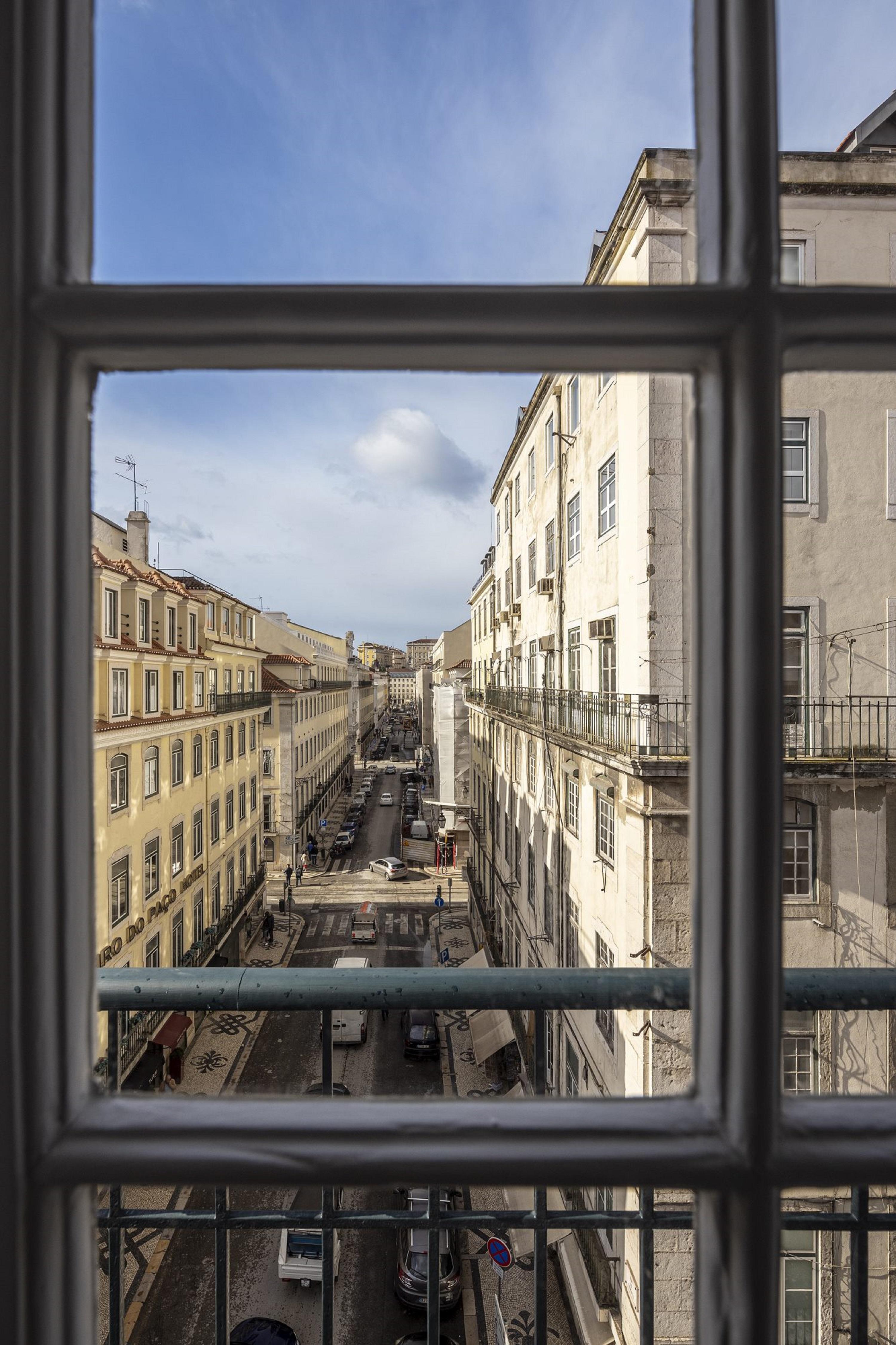 Lisbon Serviced Apartments - Madalena Exterior photo