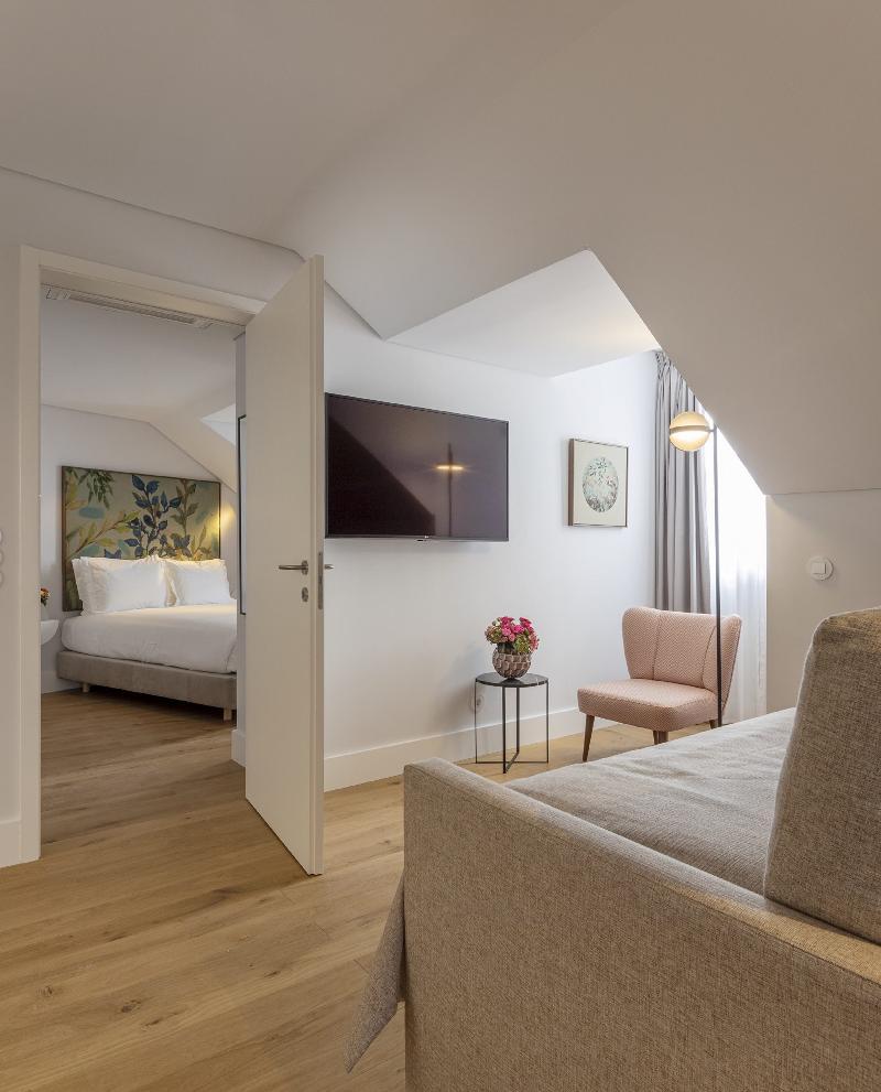 Lisbon Serviced Apartments - Madalena Exterior photo